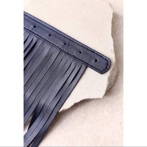 Lulu’s | Right This Sway | Navy Blue Fringe Belt | M/I - Picture 4 of 4